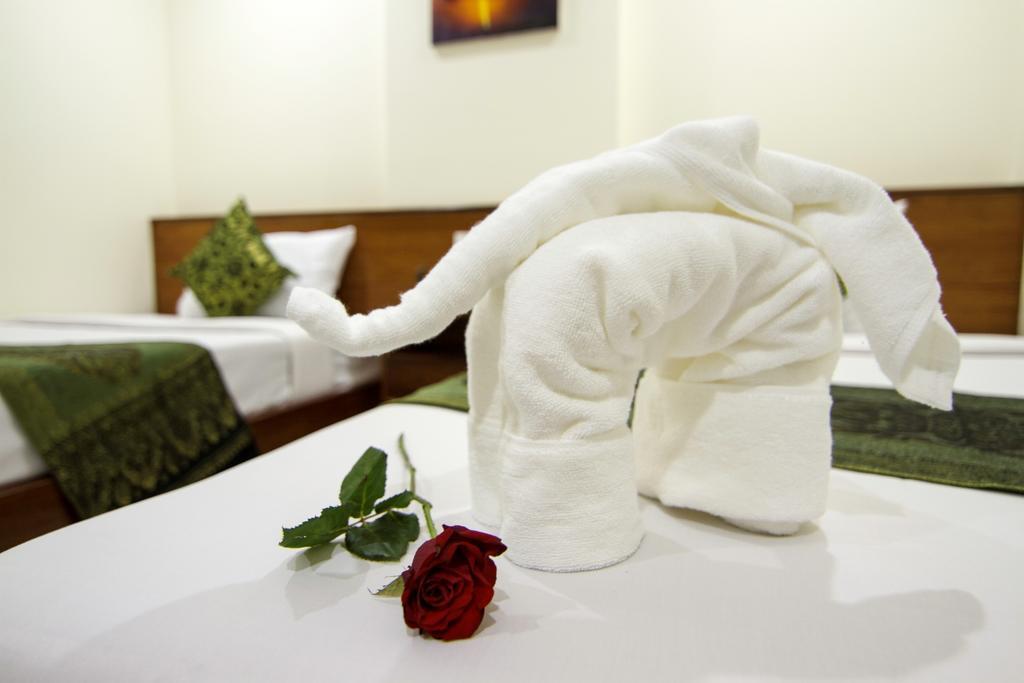 פנום פן Rose Emerald Hotel מראה חיצוני תמונה