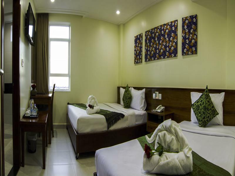 פנום פן Rose Emerald Hotel מראה חיצוני תמונה