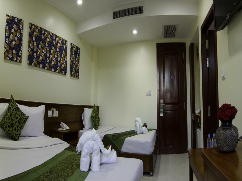 פנום פן Rose Emerald Hotel מראה חיצוני תמונה