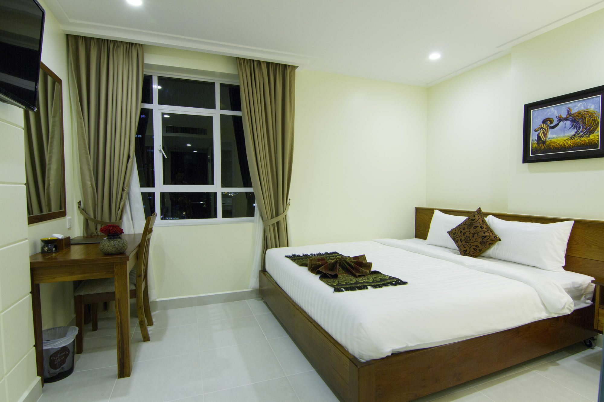 פנום פן Rose Emerald Hotel מראה חיצוני תמונה