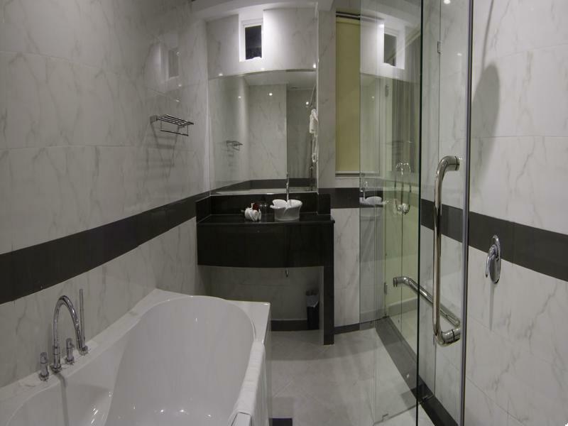פנום פן Rose Emerald Hotel מראה חיצוני תמונה