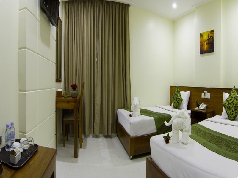 פנום פן Rose Emerald Hotel מראה חיצוני תמונה