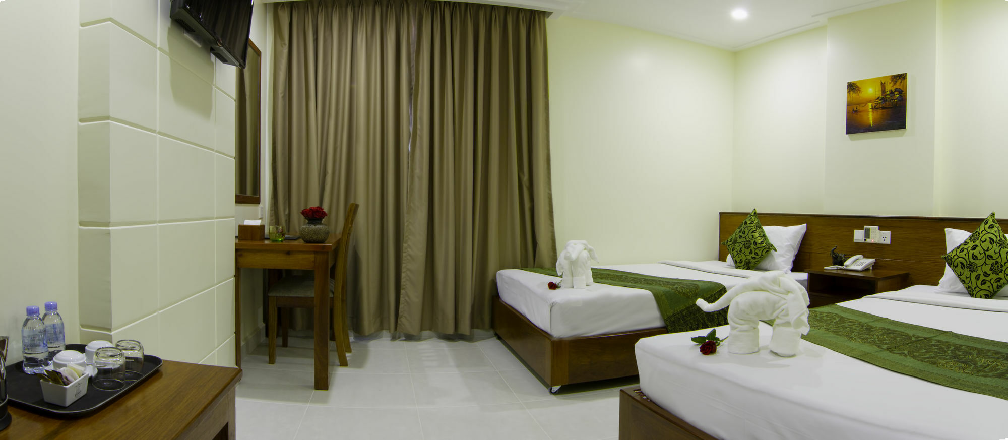 פנום פן Rose Emerald Hotel מראה חיצוני תמונה